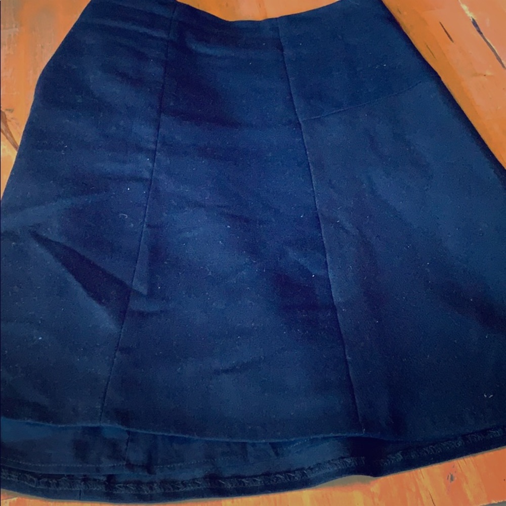 Black skirt